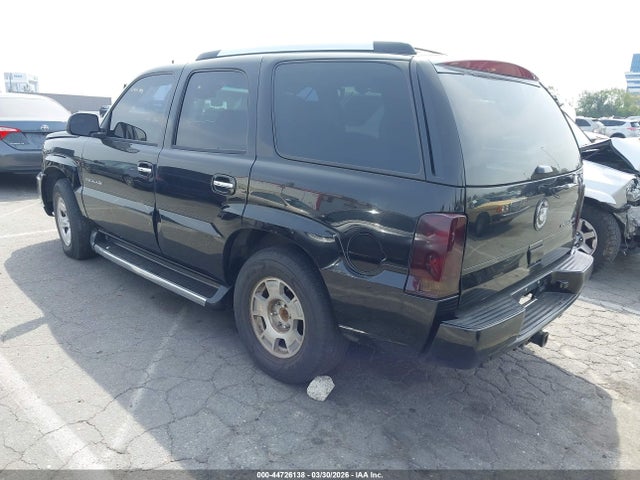 Cadillac Escalade Standard