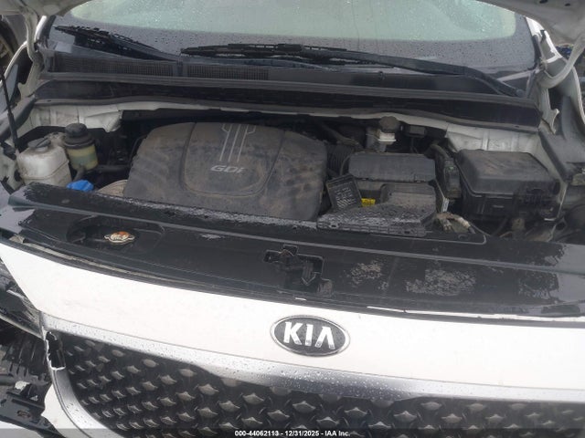 Kia Sedona Lx