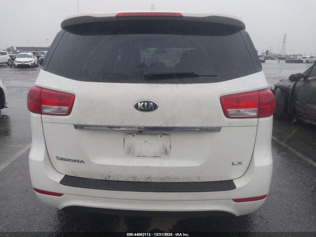Kia Sedona Lx