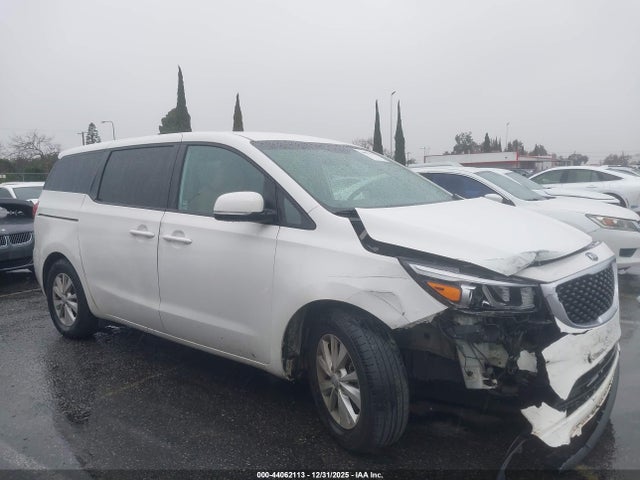 Kia Sedona Lx