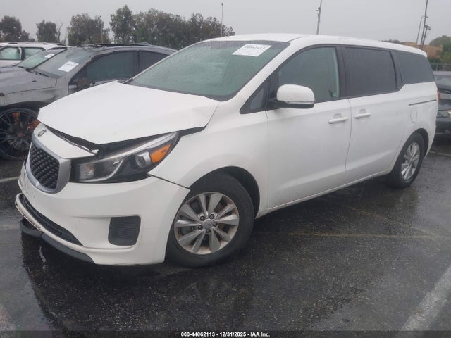 Kia Sedona Lx