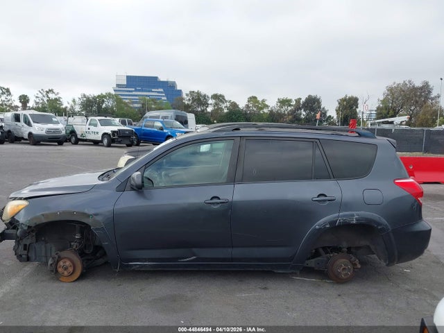 Toyota RAV4 Sport V6