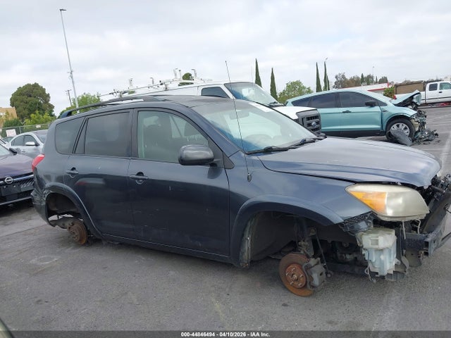 Toyota RAV4 Sport V6