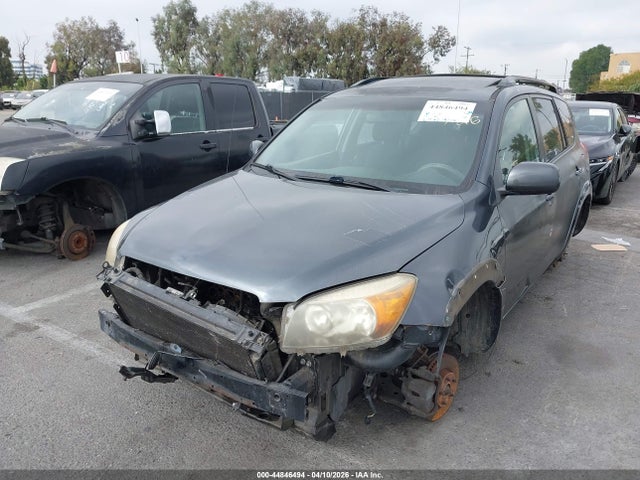 Toyota RAV4 Sport V6
