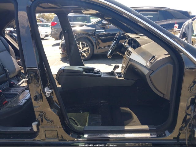 Mercedes-Benz C-Class Sport
