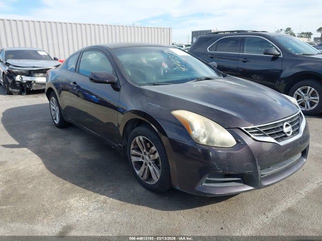 Salvage Nissan Altima Image