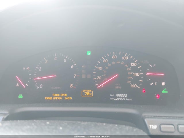 Lexus LS