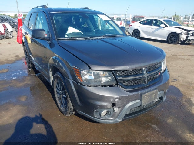Salvage Dodge Journey Image
