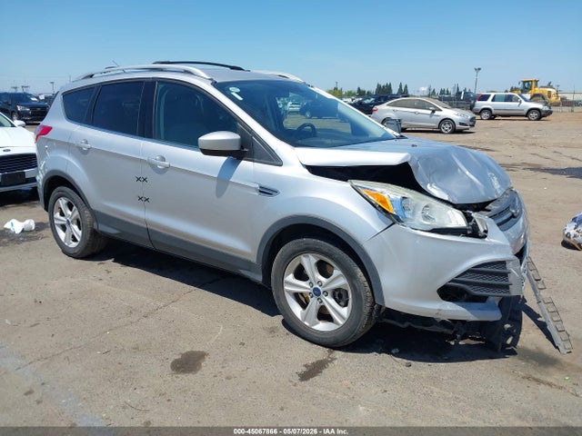 Salvage Ford Escape Image