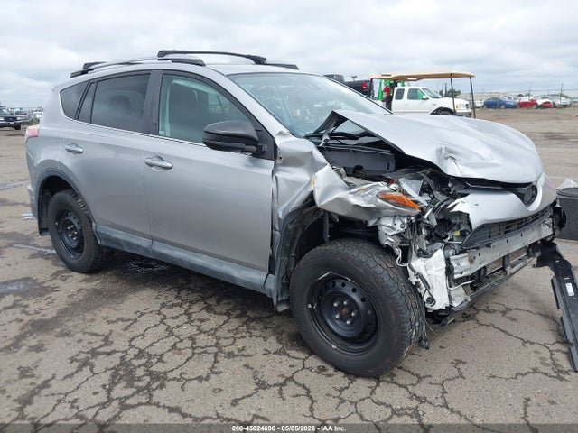 Salvage Toyota RAV4 Image