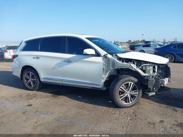 INFINITI Qx