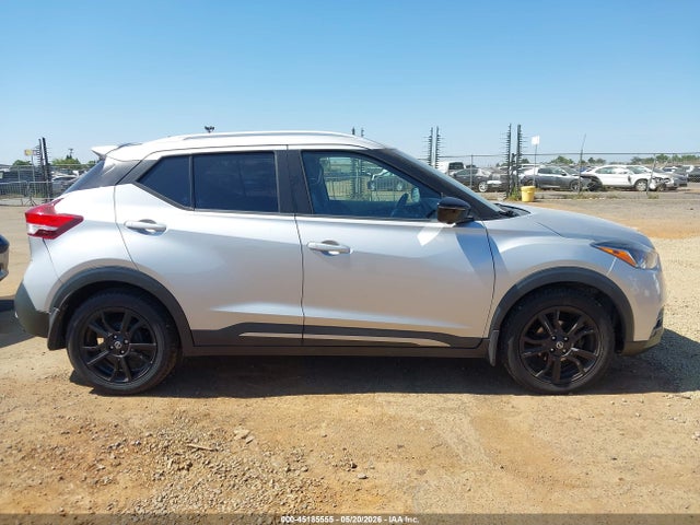 Nissan Kicks Sr