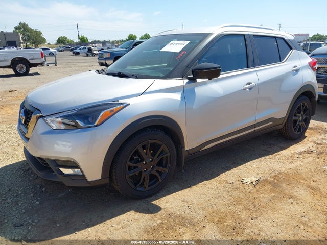 Nissan Kicks Sr