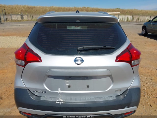 Nissan Kicks Sr