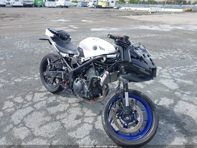Salvage Yamaha Yfz320 Image