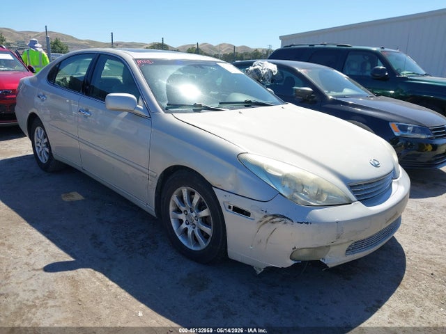 Salvage Lexus Es Image