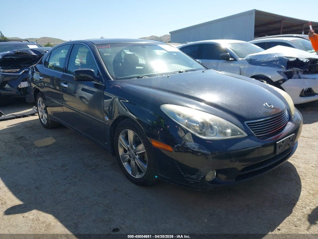 Salvage Lexus Es Image