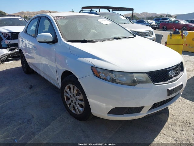 Salvage Kia Forte Image