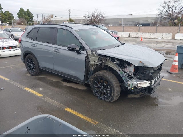 Salvage Honda CR-V Hybrid Image
