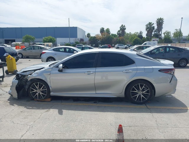 Toyota Camry Se