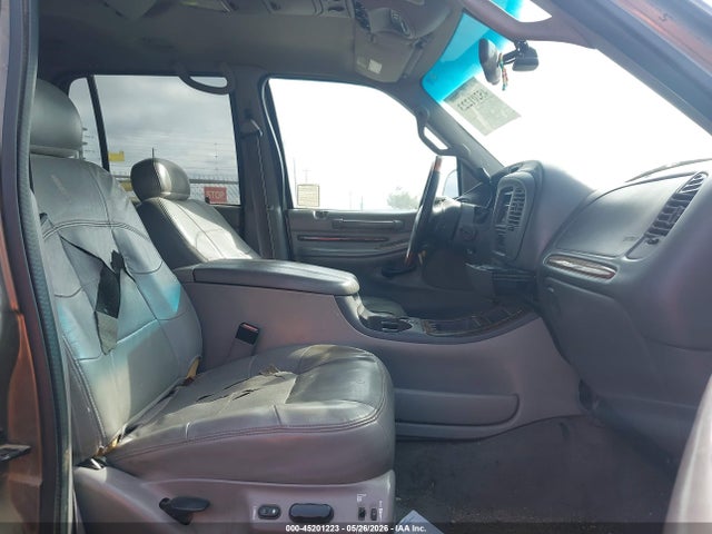 Lincoln Navigator