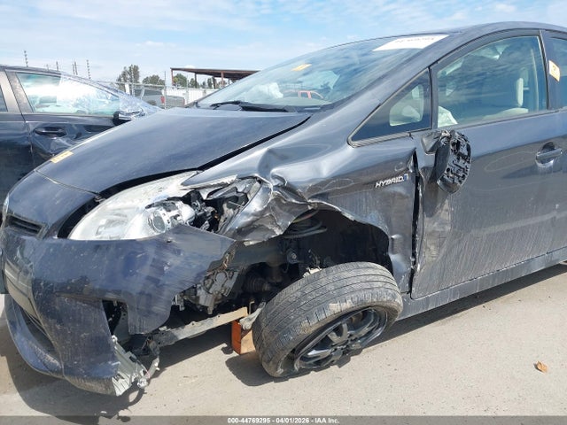 Toyota Prius Three