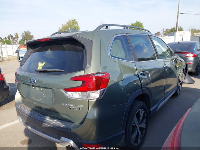 Subaru Forester Touring
