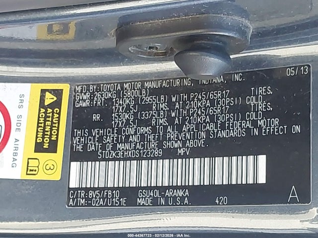 Toyota Highlander Base V6