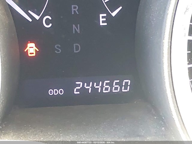 Toyota Highlander Base V6