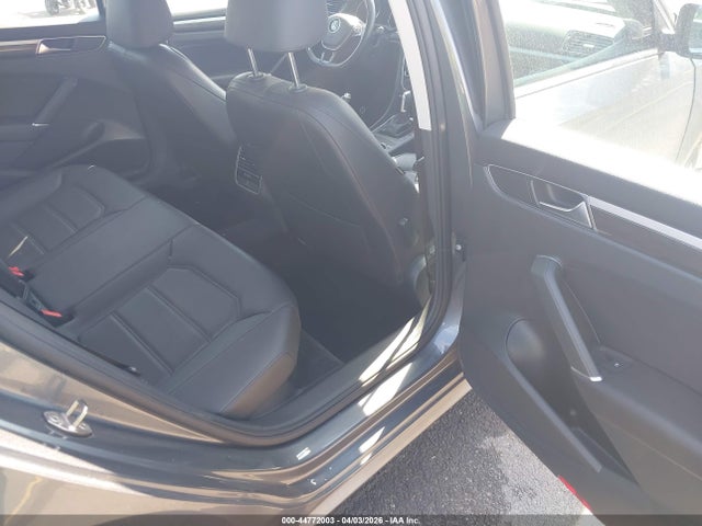 Volkswagen Passat 2.0t Se