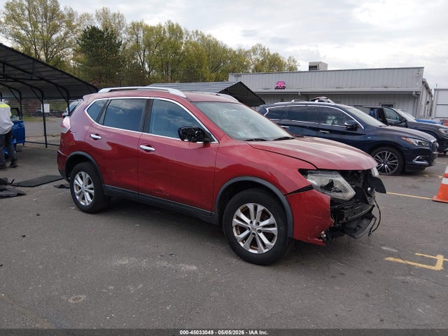 Salvage Nissan Rogue Image
