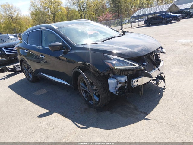 Salvage Nissan Murano Image