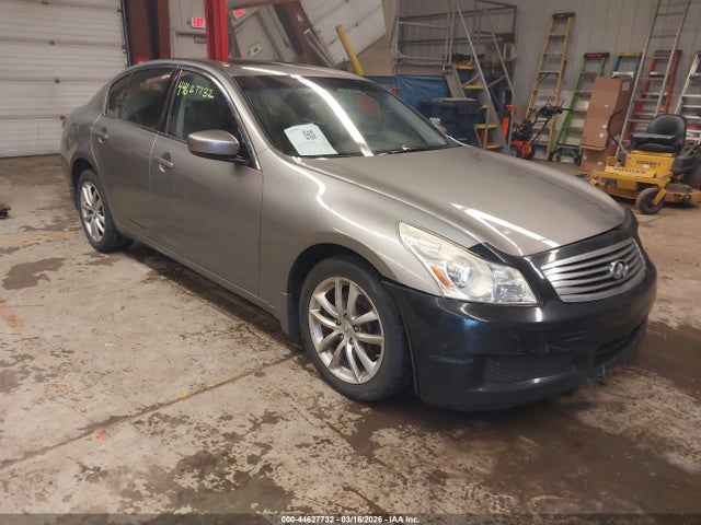 Salvage INFINITI G37x Image