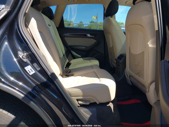 Audi Q5 2.0t Premium