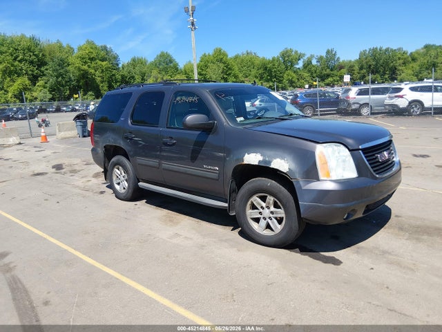 Salvage GMC Yukon Image