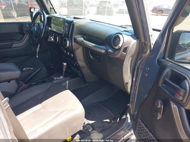 Jeep Wrangler Sport 4x4