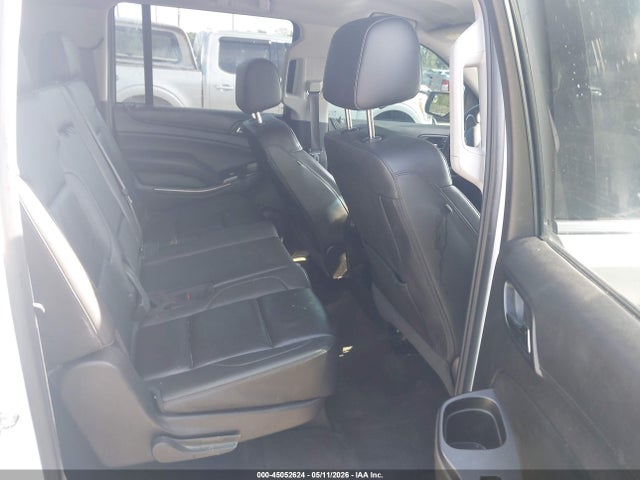 Chevrolet Suburban Lt