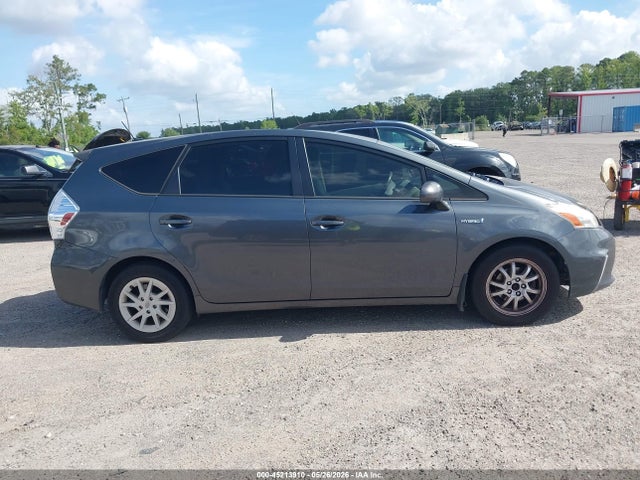 Toyota Prius v Three