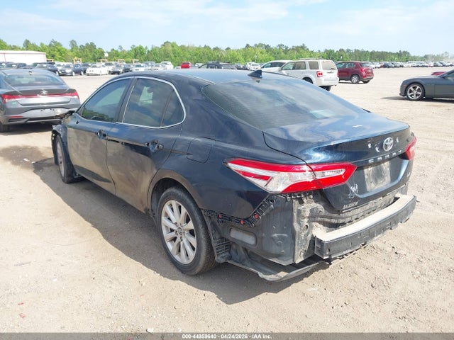 Toyota Camry Le