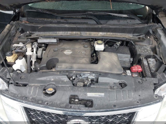 Nissan Pathfinder Sv
