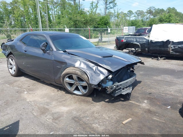 Salvage Dodge Challenger Image