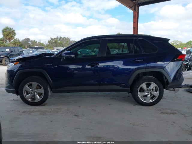 Toyota RAV4 Xle Premium
