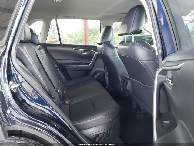 Toyota RAV4 Xle Premium
