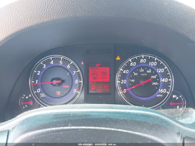 INFINITI G37 Journey