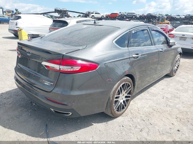 Ford Fusion Titanium