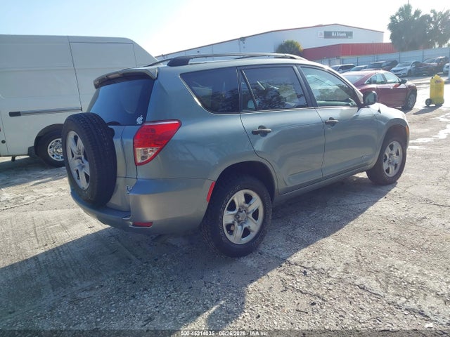 Toyota RAV4 Base V6