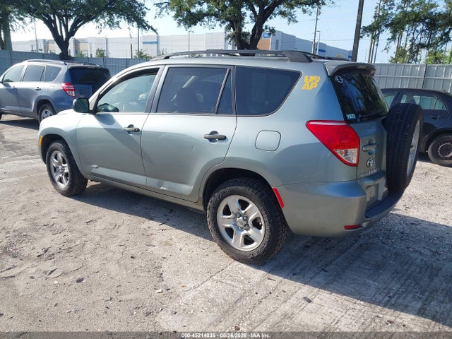 Toyota RAV4 Base V6