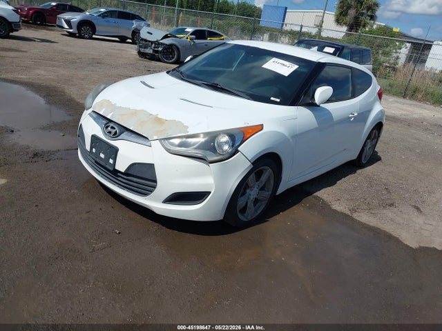 Hyundai VELOSTER