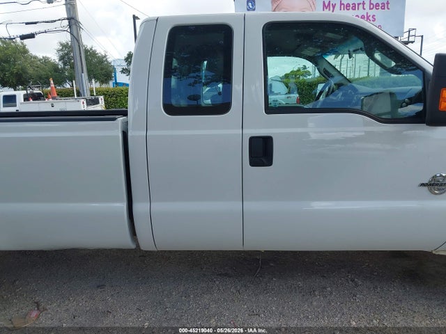 Ford F-250 Xl