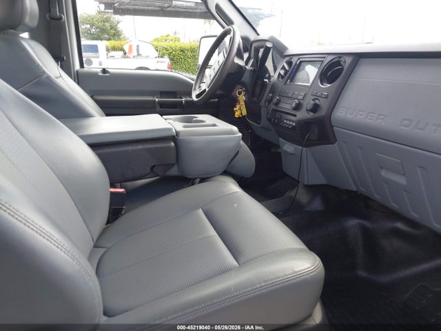 Ford F-250 Xl